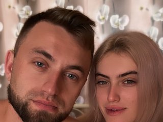  striptease online schauen mit KrissAndVanessa